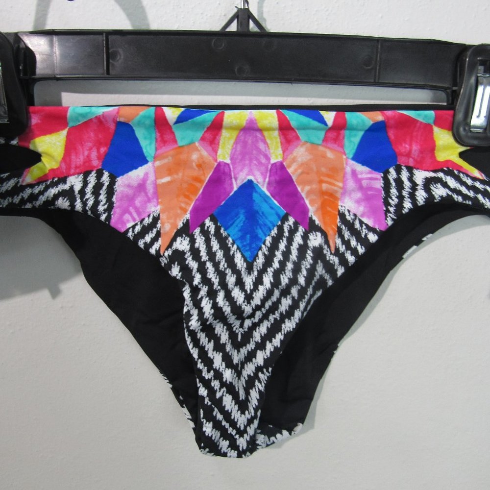 LAST ONE! Bar III Feather Daze bikini set size SM - Picture 5 of 8